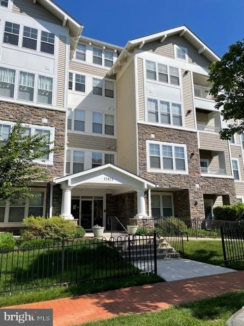 12824 CLARKSBURG SQUARE Road – photo 1 of 16
