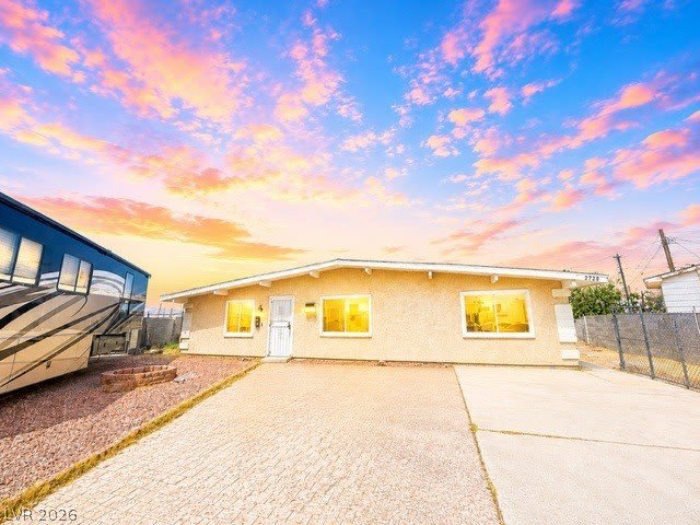 2728 Armor Street – photo 1