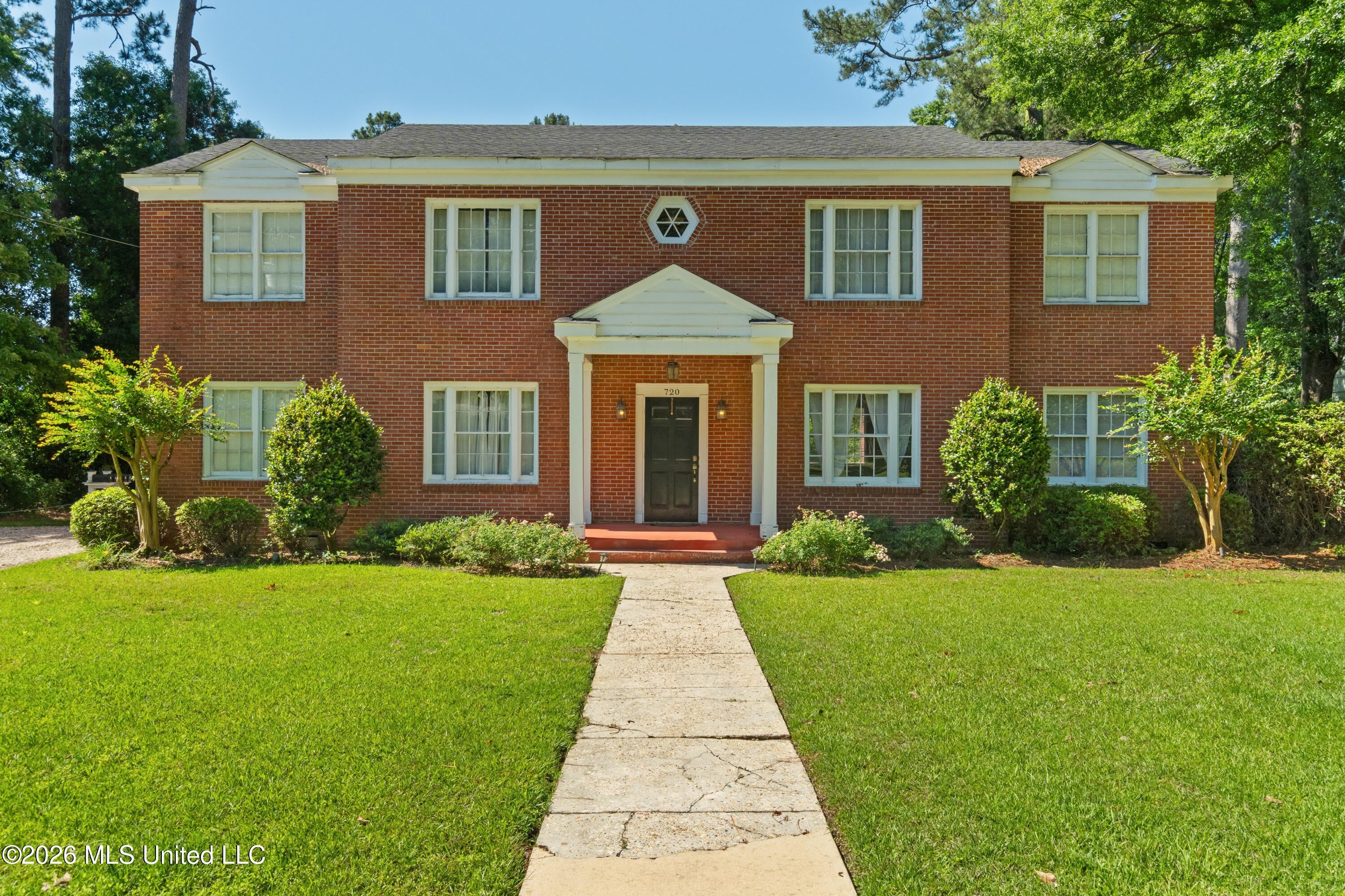 720 Broad Street lot: 1 – photo 1 of 27