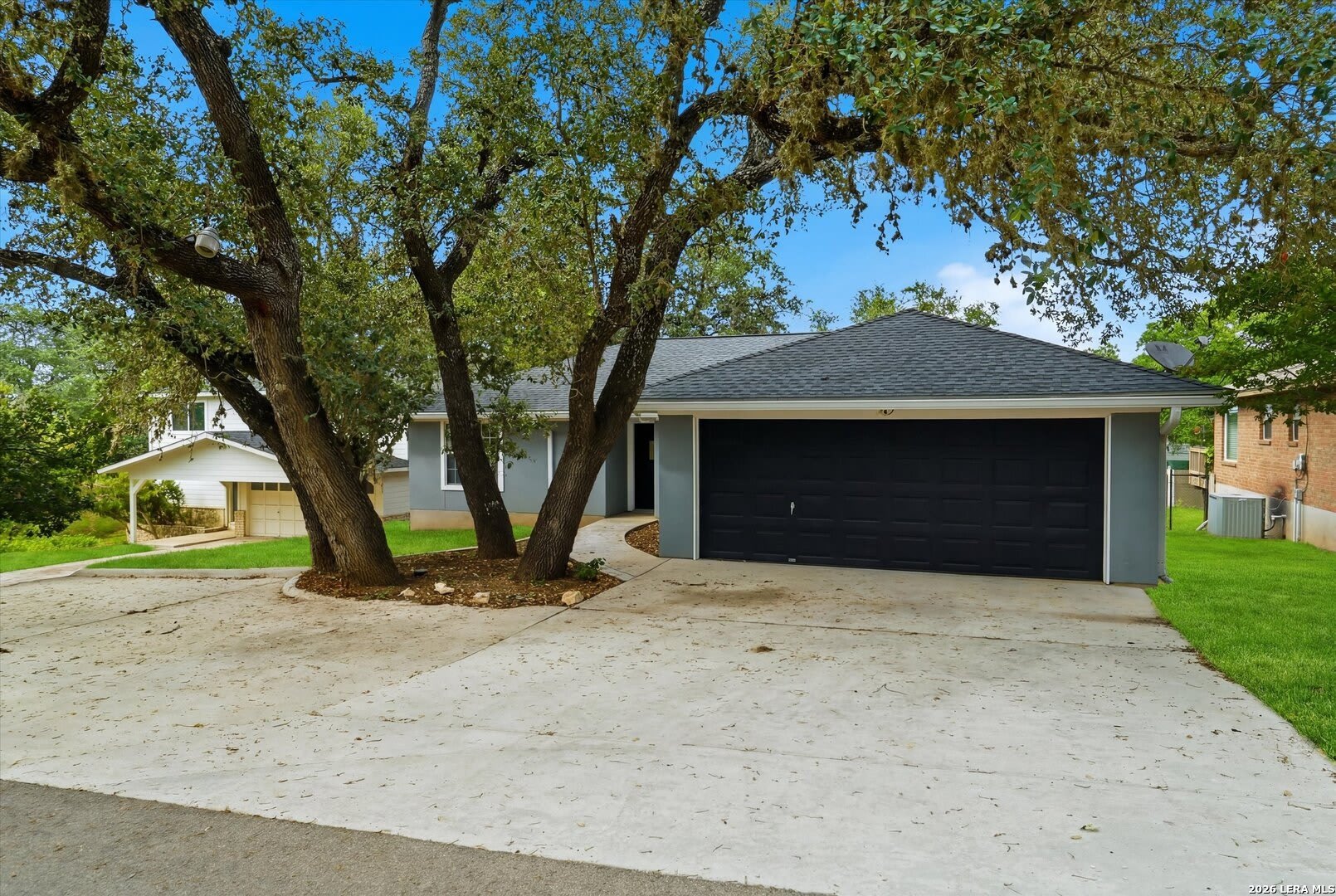 167 MARY ANN DR – photo 1