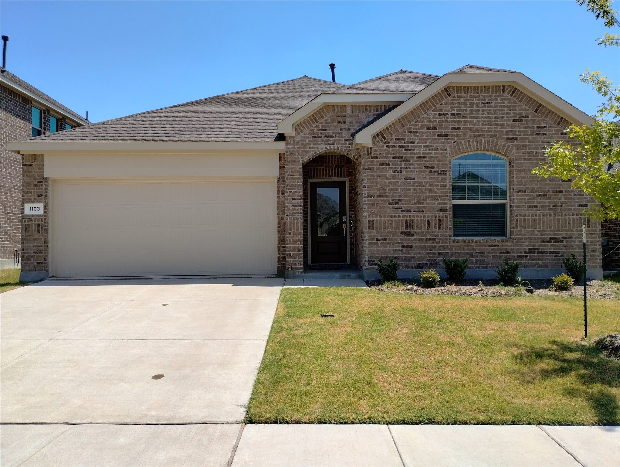1103 Mahogany Lane – photo 1