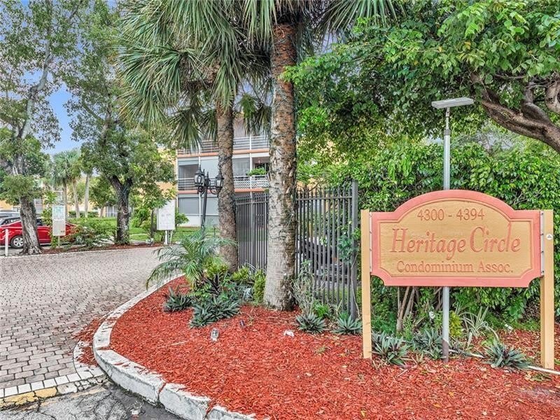 4324 NW 9TH Avenue – photo 1