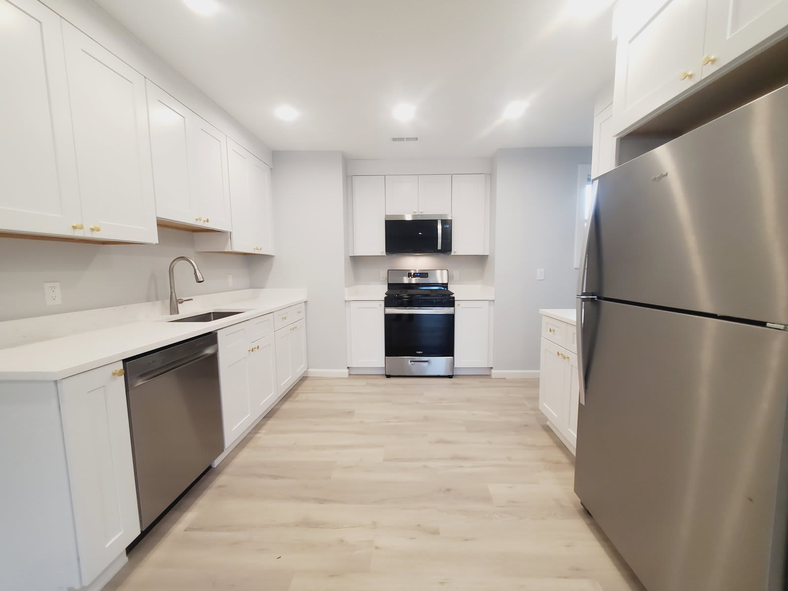 73 Willowbrook Avenue – photo 1
