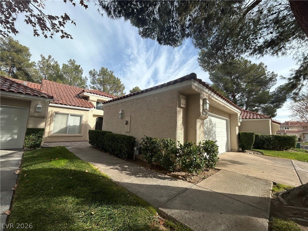 7060 Big Springs Court – photo 1