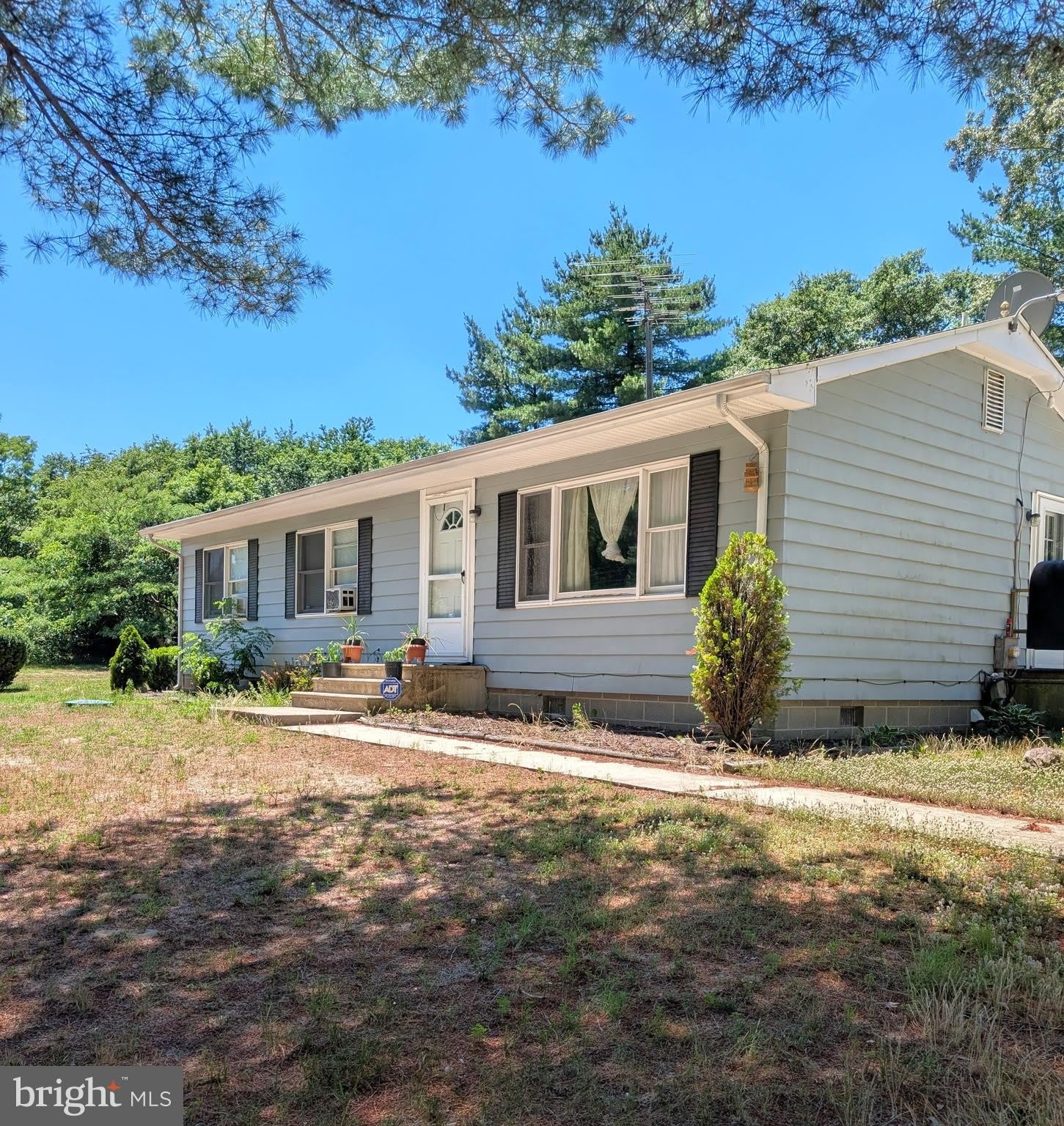 22052 COVERDALE Road – photo 1 of 2