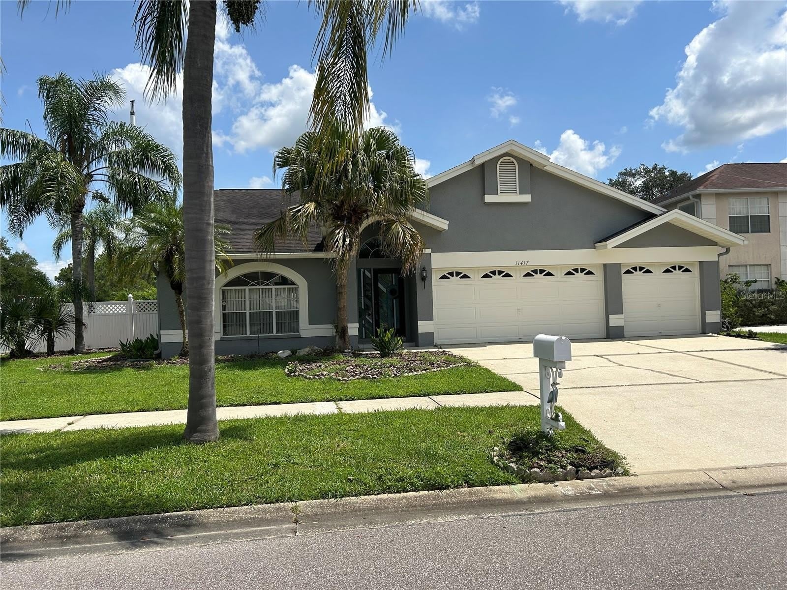 11417 Glenmont Drive – photo 1