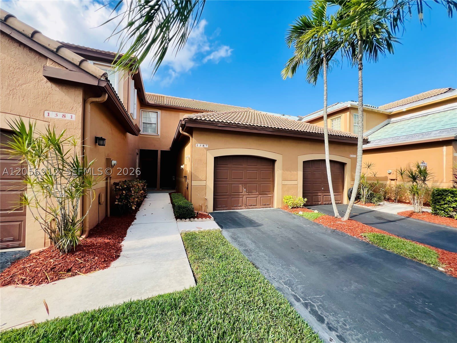 1387 Barcelona Way – photo 1 of 23