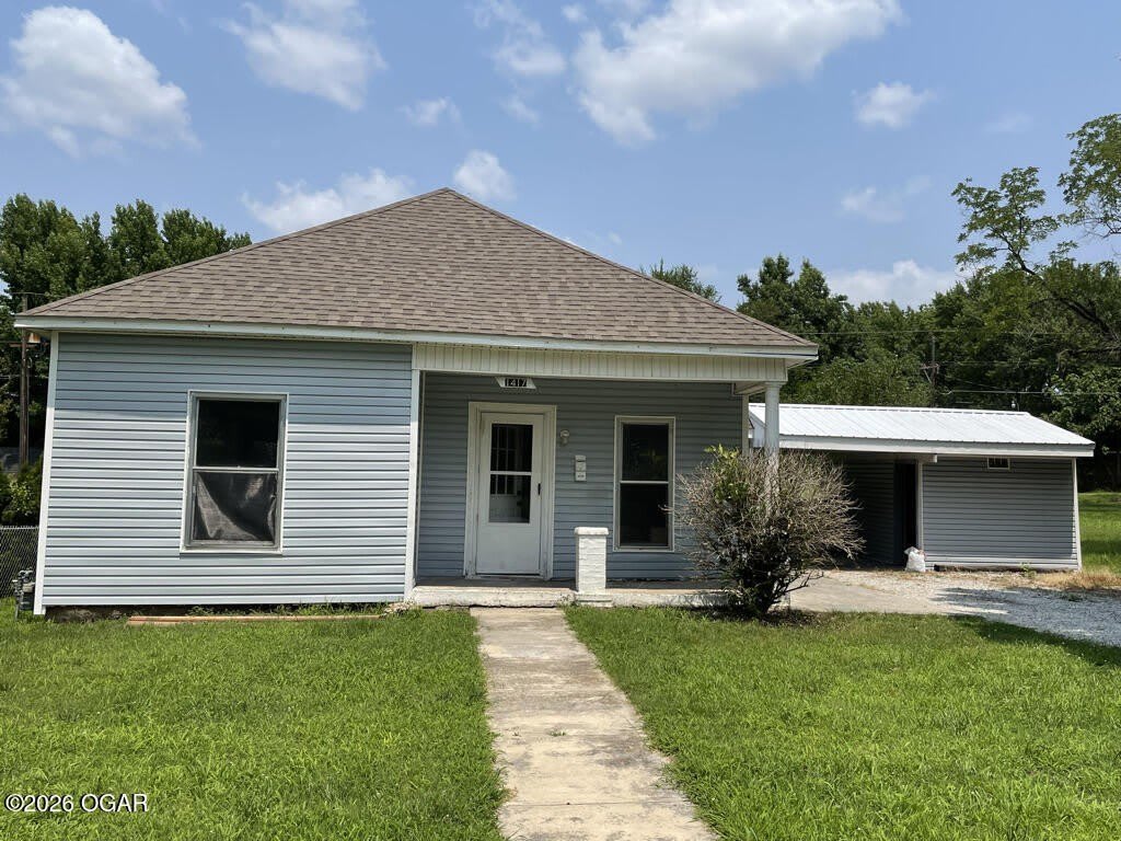 1417 W Crow Street – photo 1 of 29