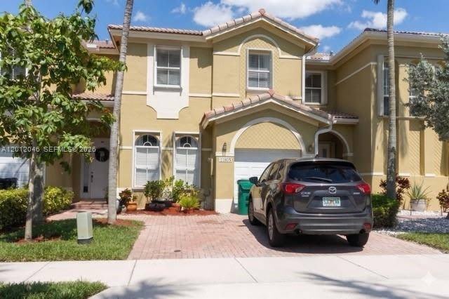 11805 SW 138th Ave – photo 1