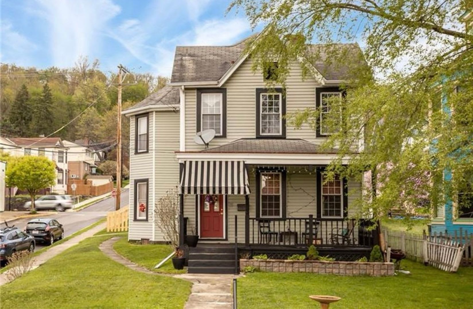 Stylish Victorian Home! – photo 1 of 25