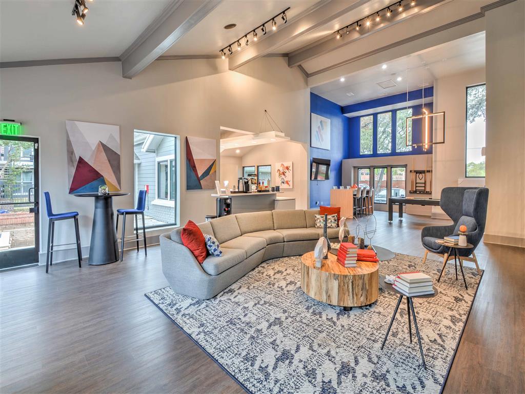 Sutton Place – photo 1