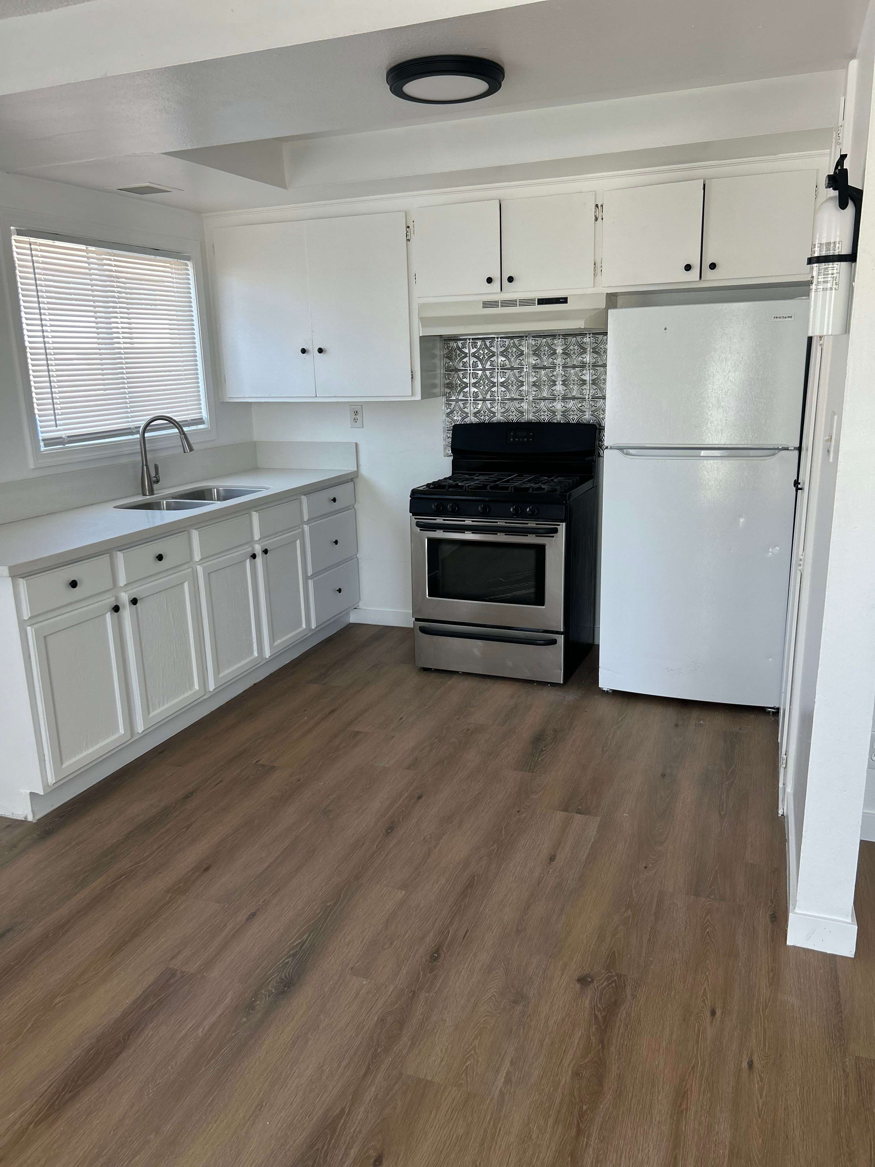 7451 Franklin Street – photo 1 of 173