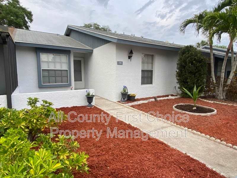 7315 Parkside Villas Dr – photo 1 of 17