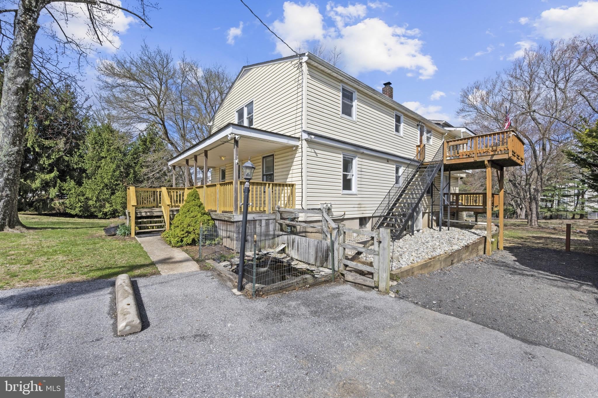 9432 LYONS MILL Road – photo 1