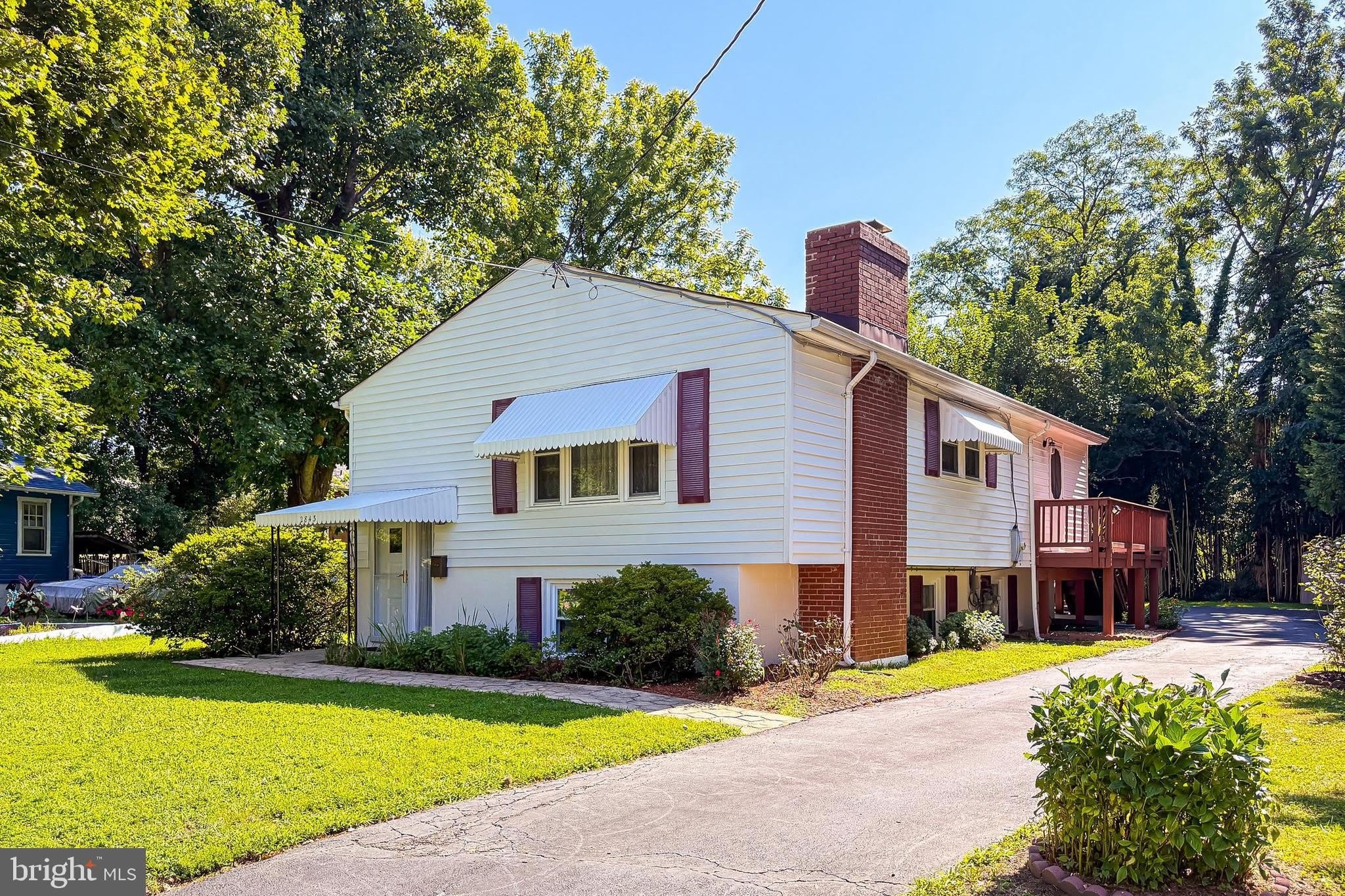 2843 ANNANDALE Road – photo 1 of 30