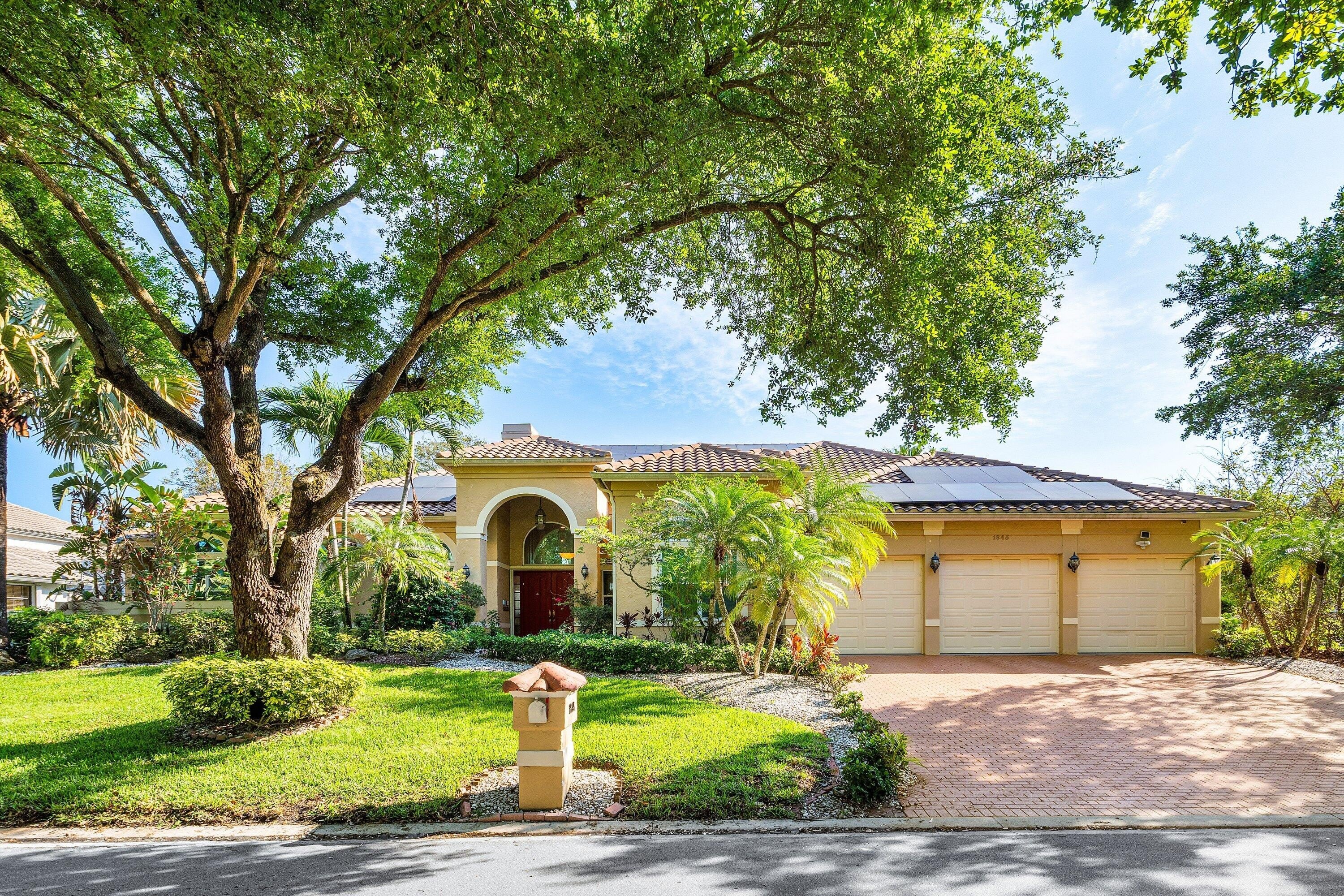 1845 EAGLE TRACE Boulevard – photo 1