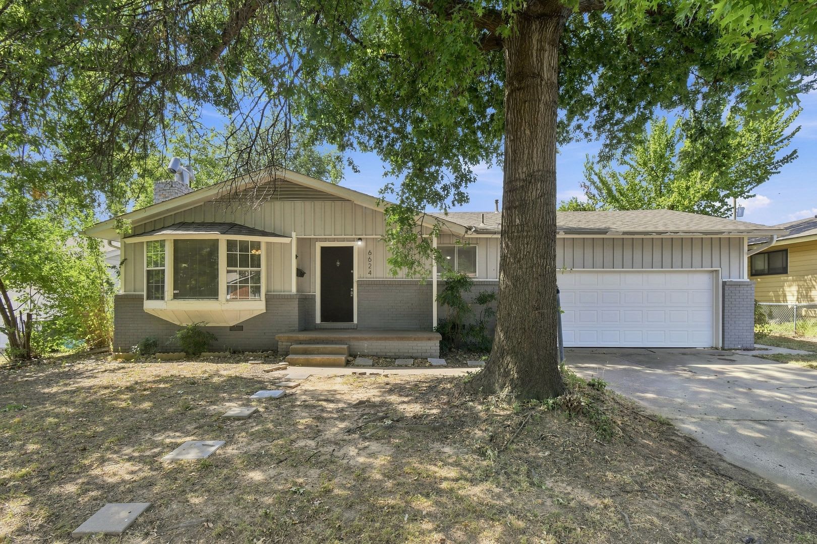 3 Bed 2 Bath Midtown Tulsa – photo 1