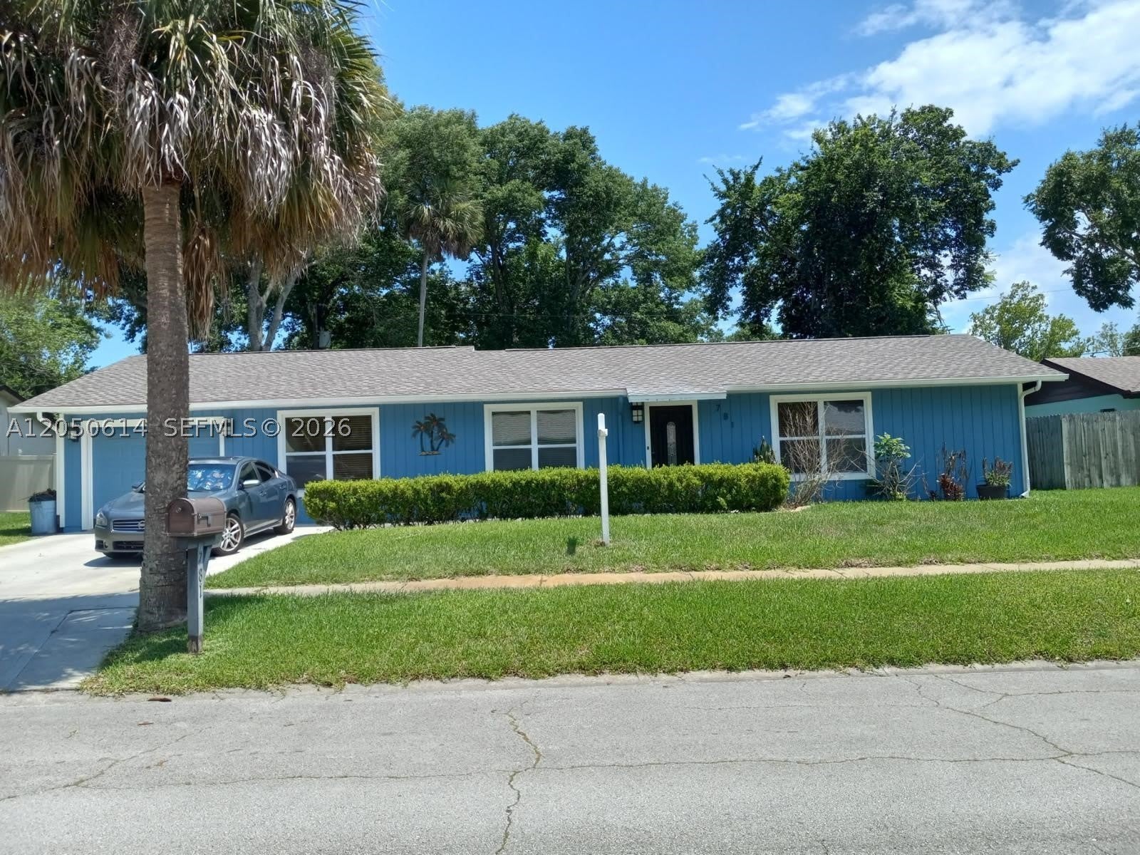 781 Little Pine Dr – photo 1 of 34