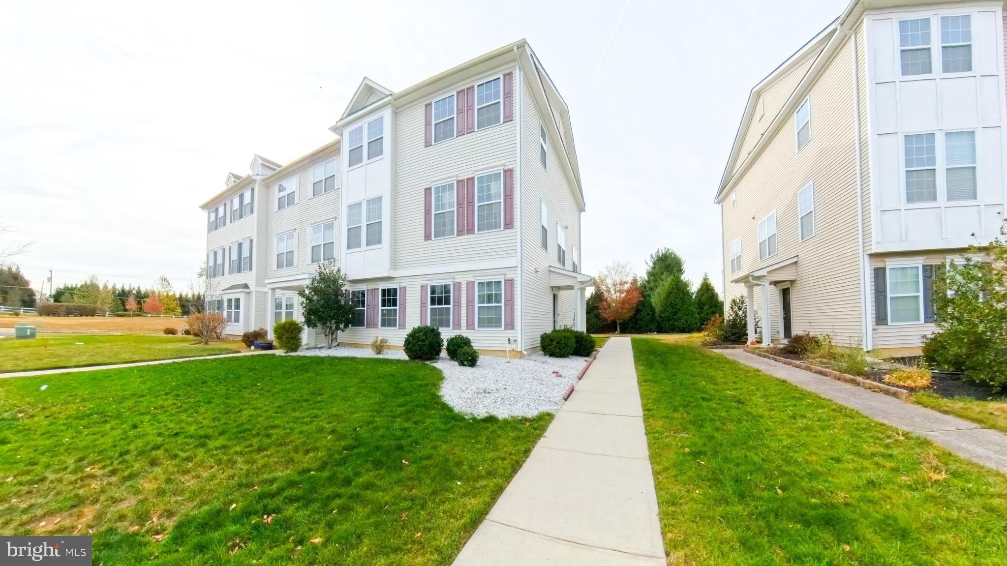 33 MOUNTIE Lane – photo 1