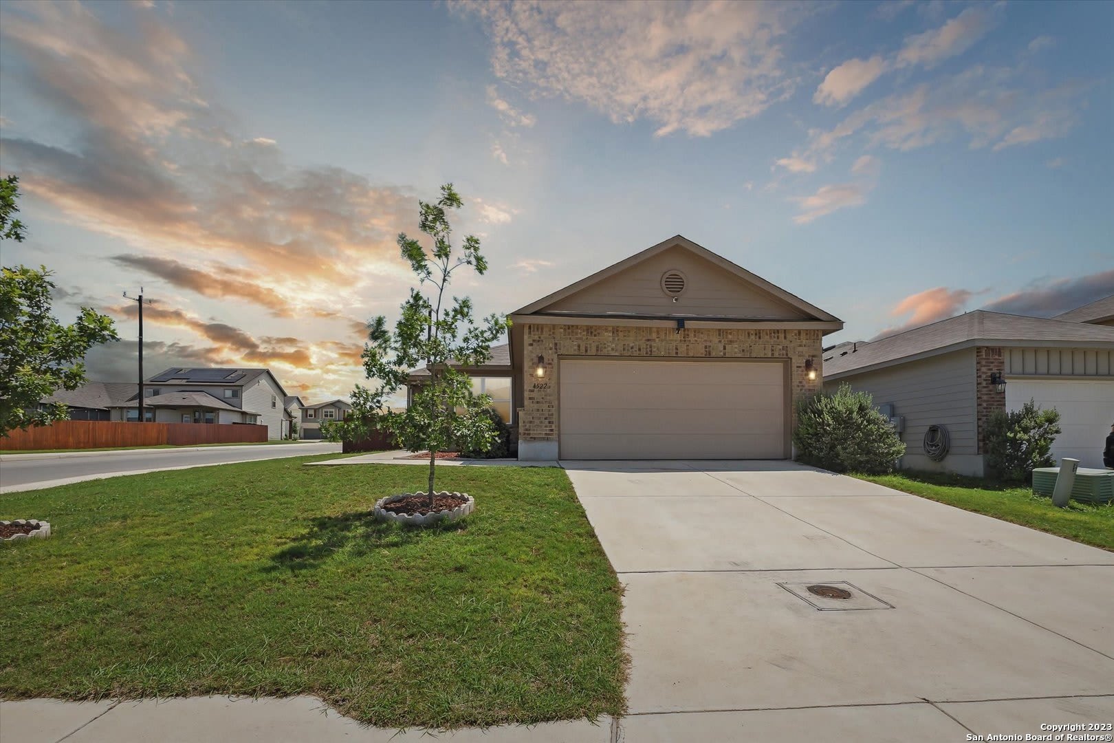 4522 HEATHERS CROSS – photo 1
