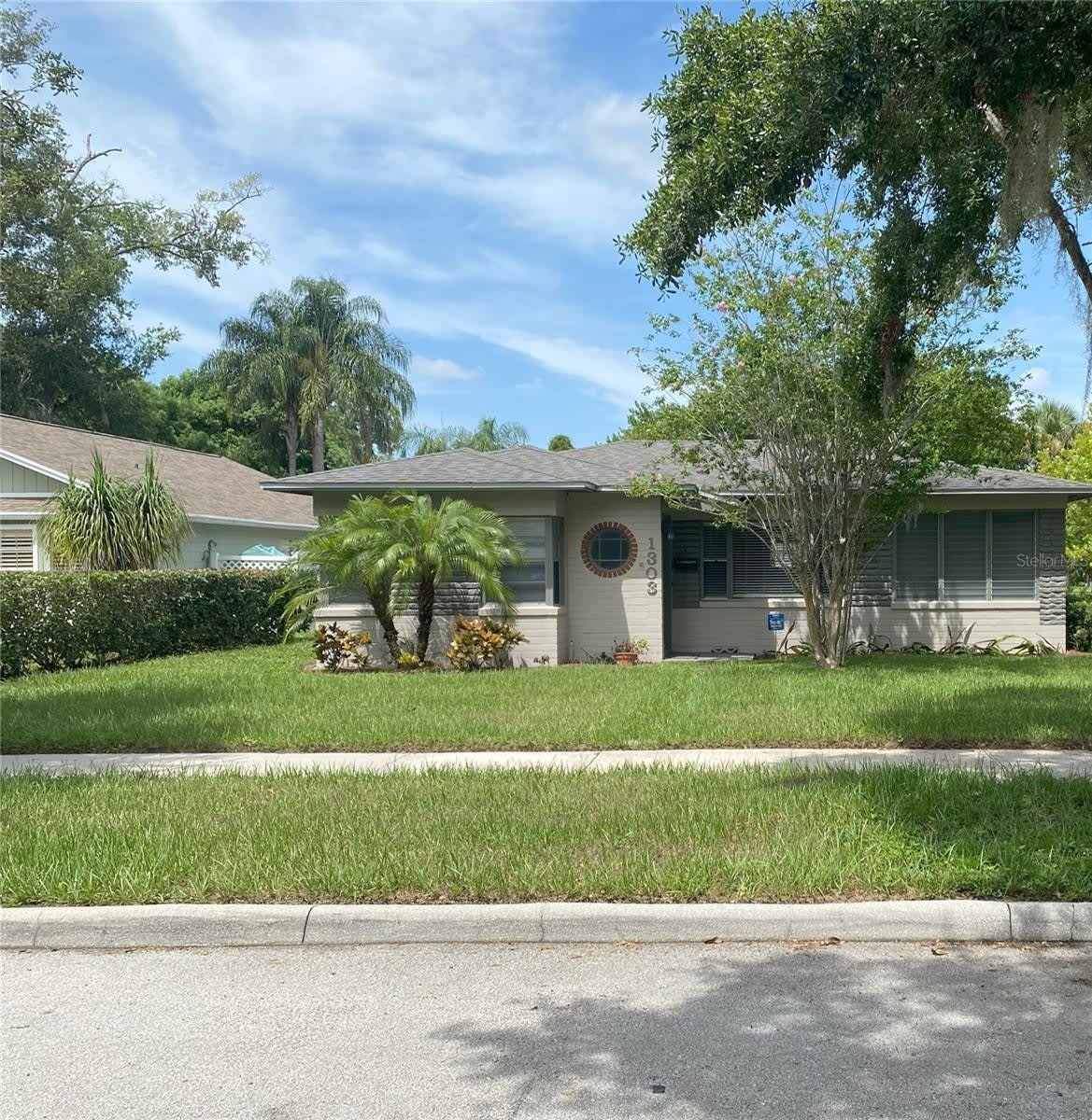 1303 CANTERBURY Road – photo 1