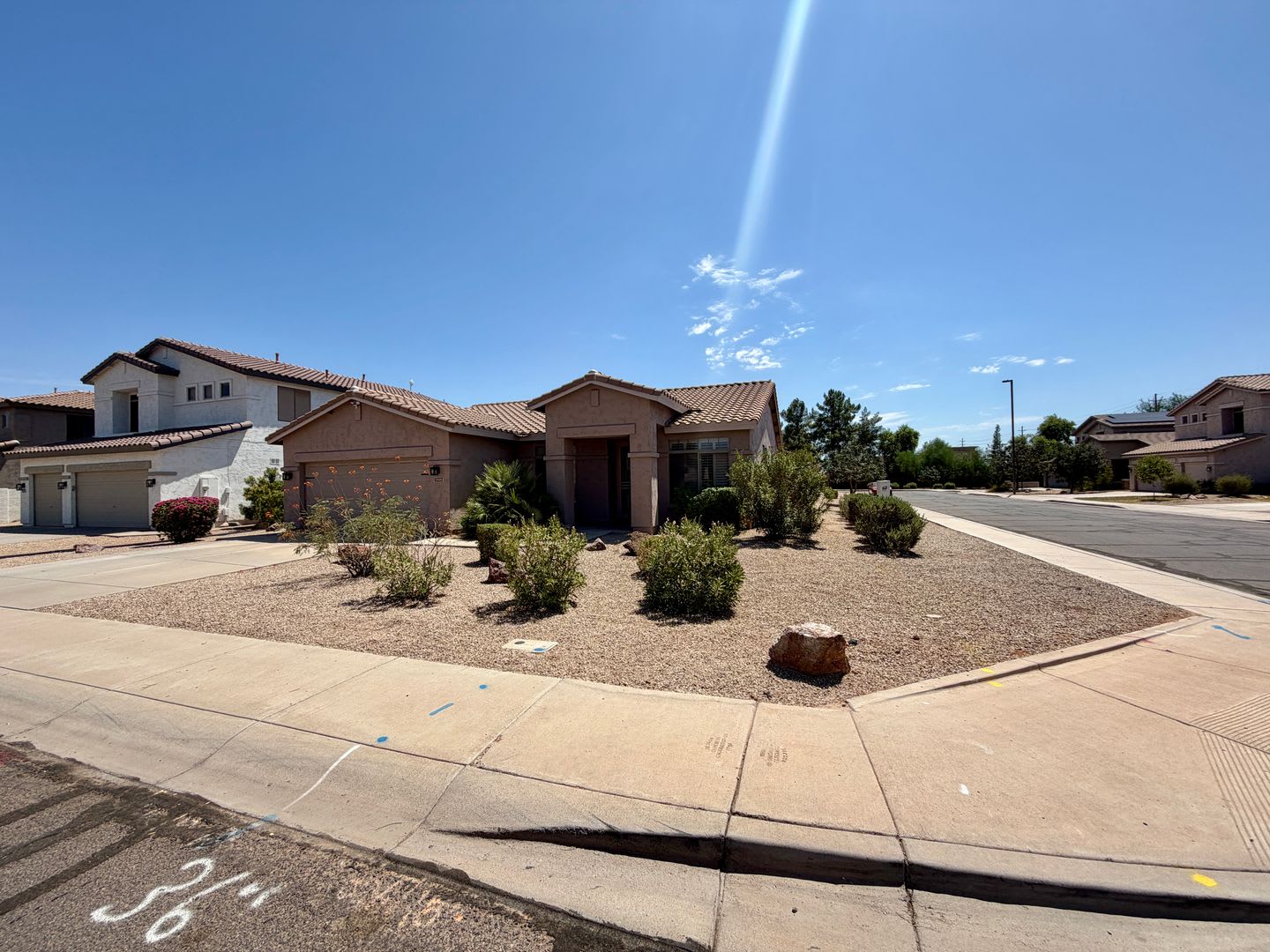 This Stunning Single Level Home Offers 3 Bedrooms 2 Bathrooms A Sparkling Pool With Mature Manicured Landscaping On A Corner Lot – photo 1