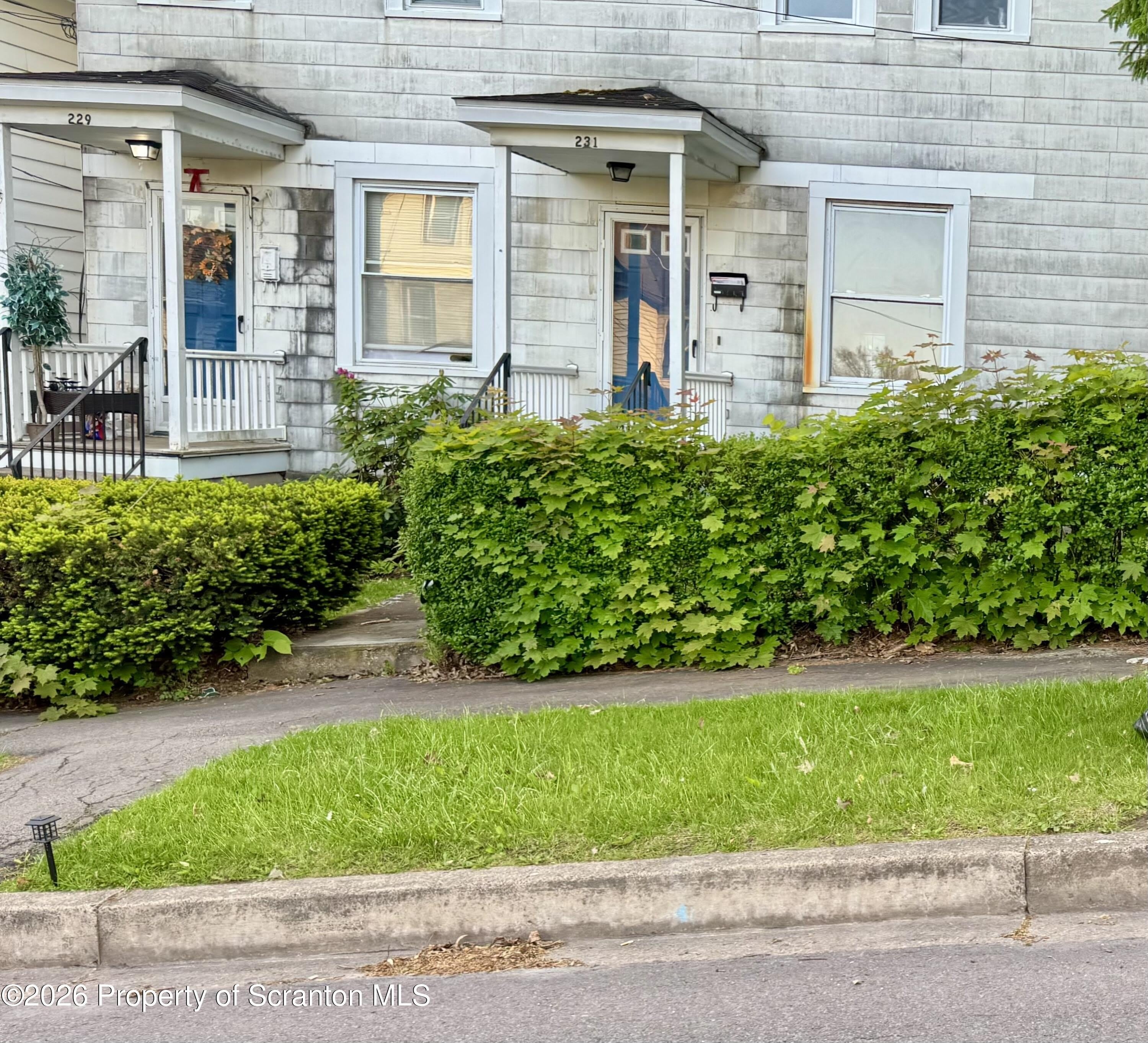 231 Reese Street – photo 1
