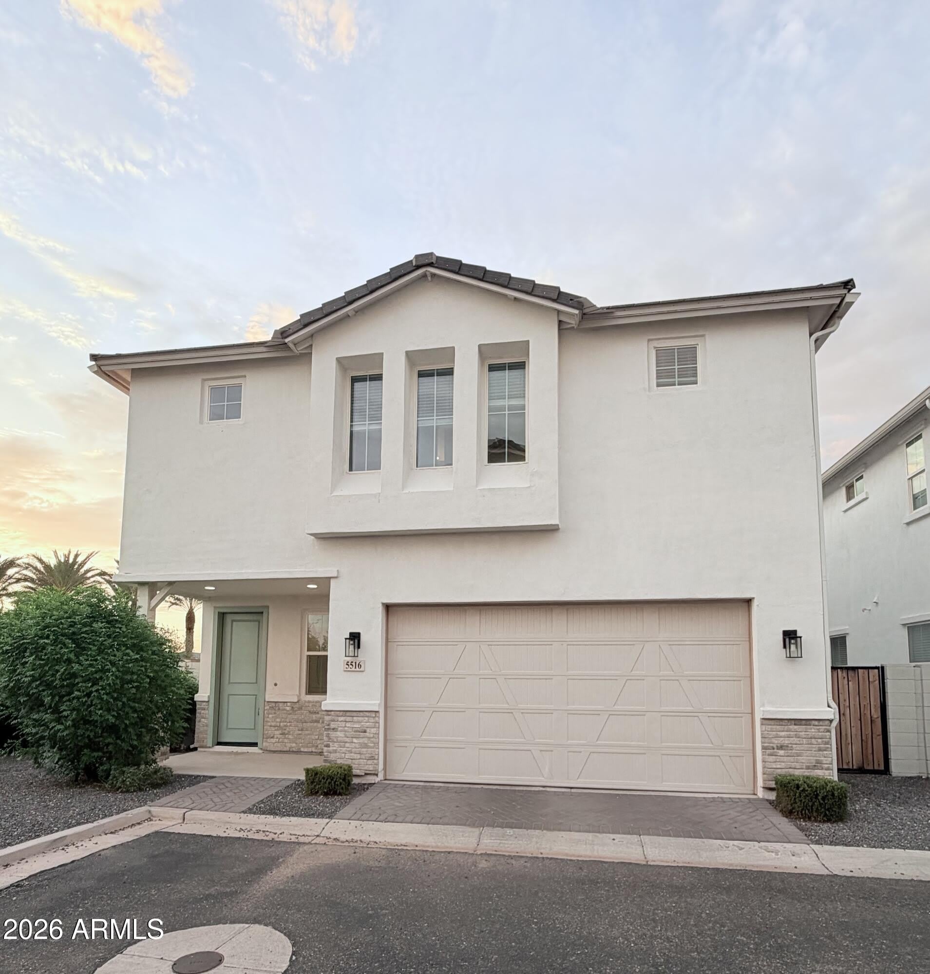 5516 S DILLON – photo 1 of 28