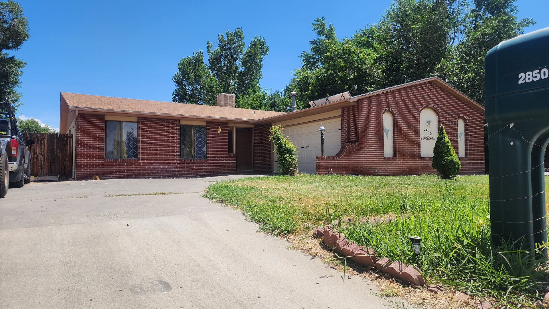 3 bedroom, 2 bath, 2 car garage for rent – photo 1