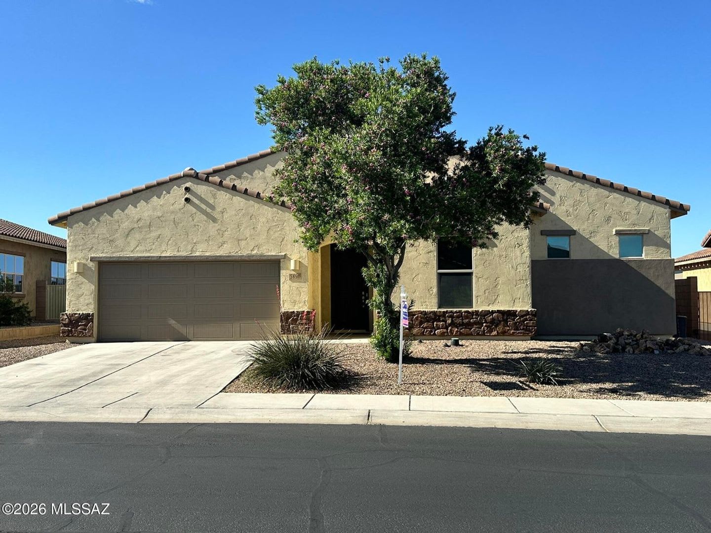4 Bedroom In Nw Tucson Minutes To I 10 – photo 1 of 138