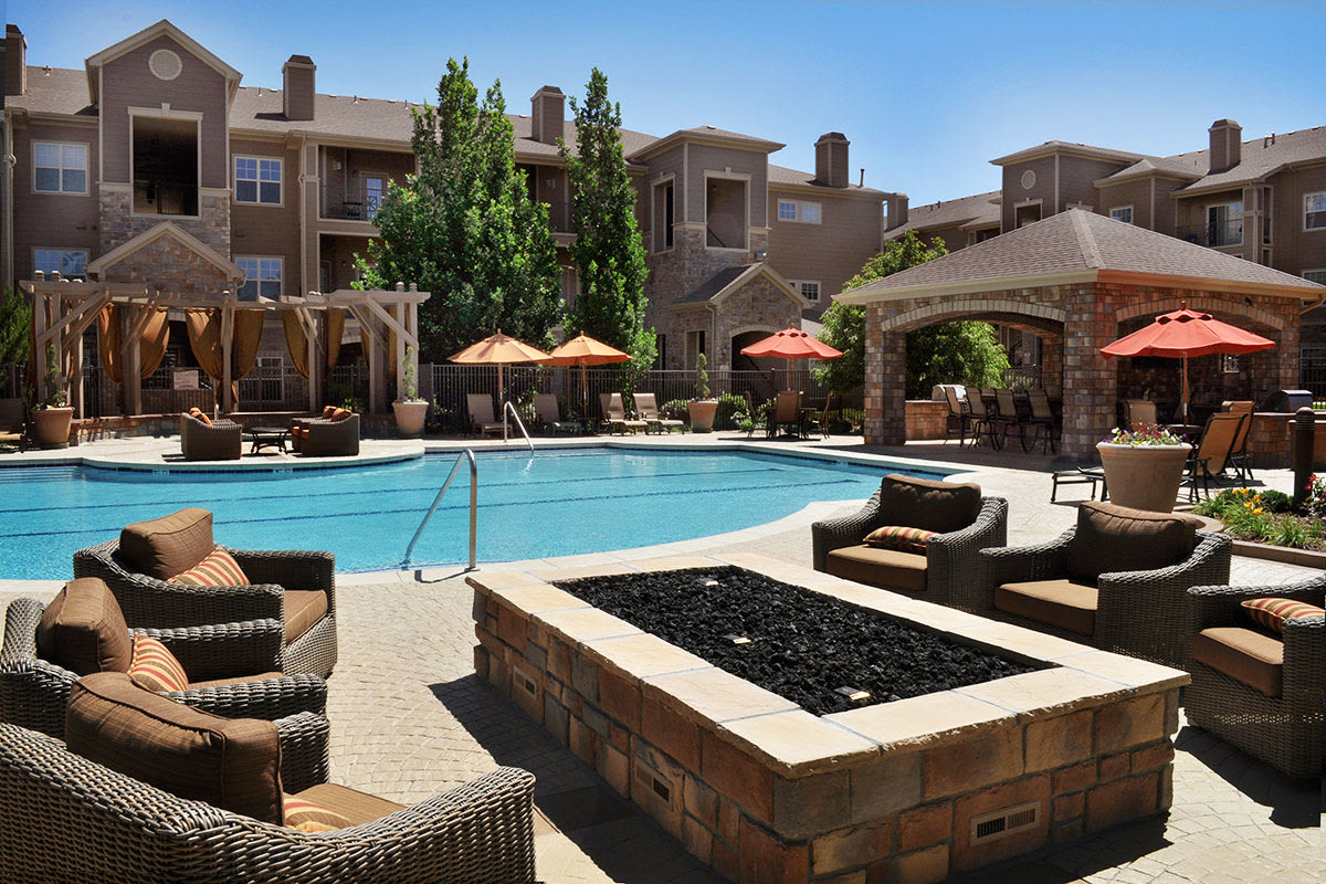 Courtney Downs Apartment Homes – photo 1