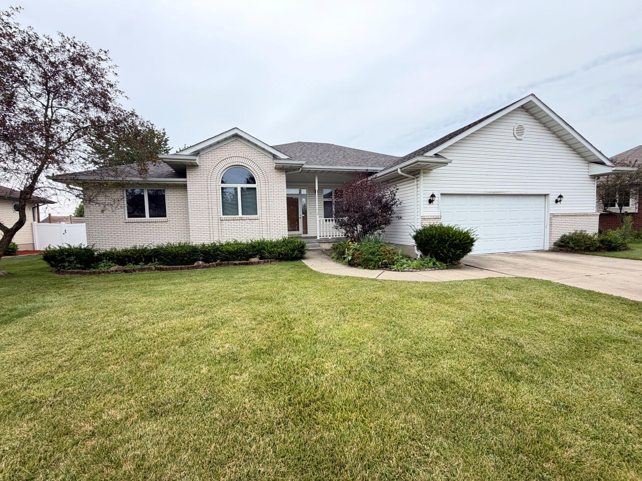 1533 Churchill Drive – photo 1 of 15