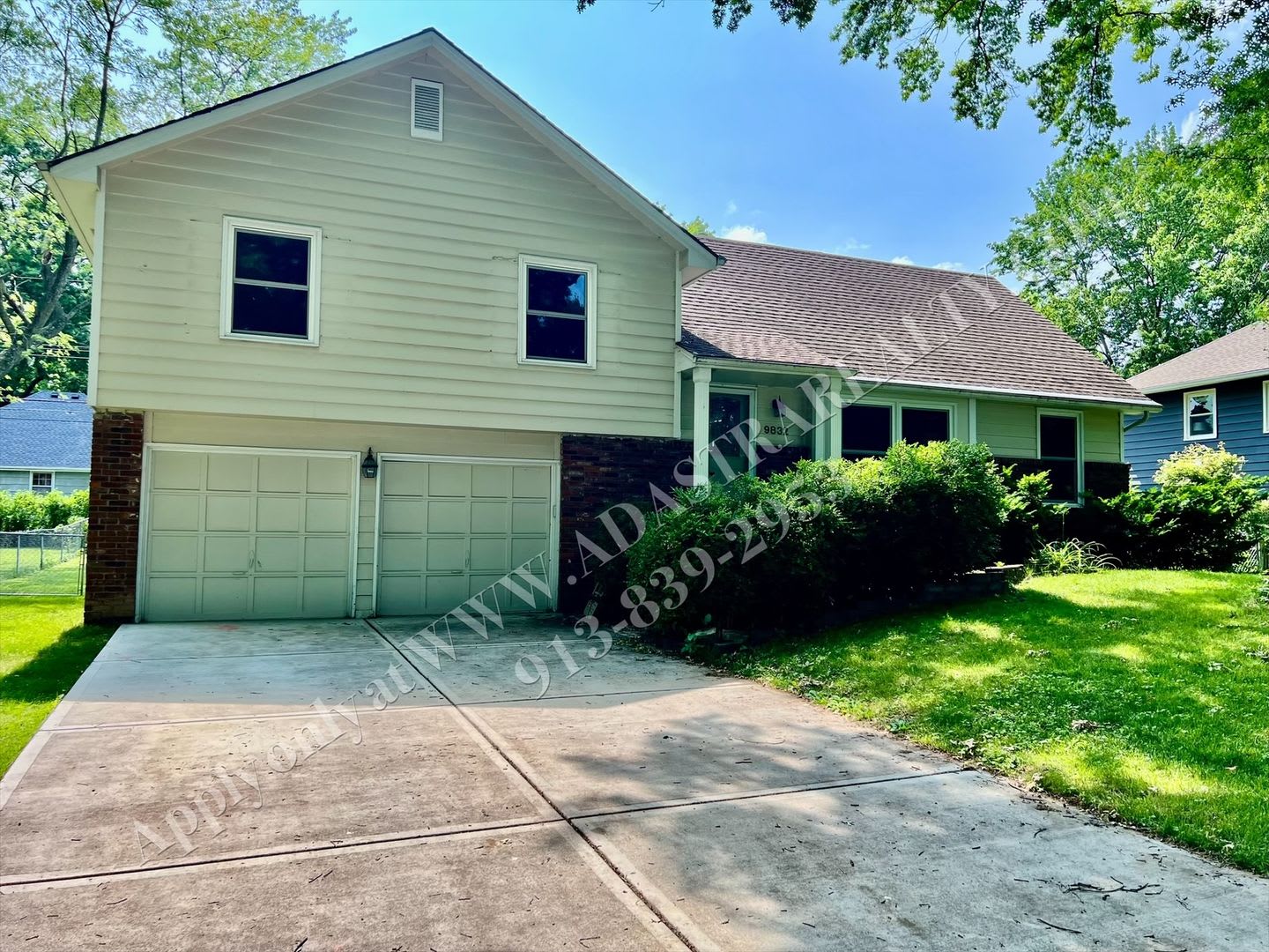 Lovely Home In Nall Hills-Available NOW!! – photo 1