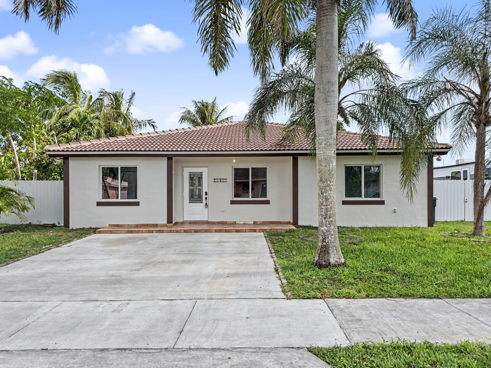 13435 Southwest 257th Terrace – photo 1