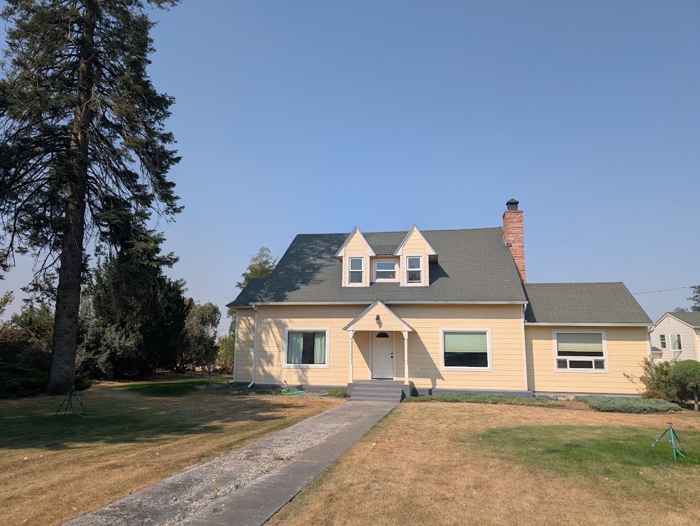 Picturesque Waha Farm House with 2 Horse Pastures – photo 1 of 26