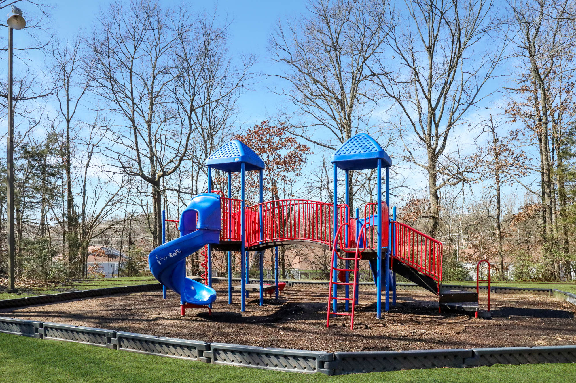 The Roxbury – photo 1