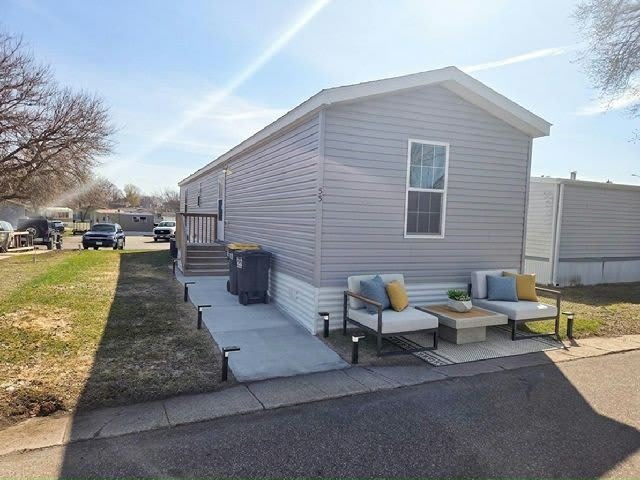 55 Wood Dr – photo 1 of 5