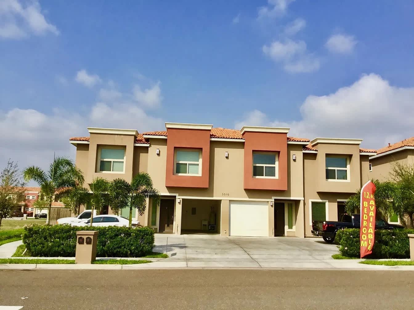 3010 S L Ln – photo 1