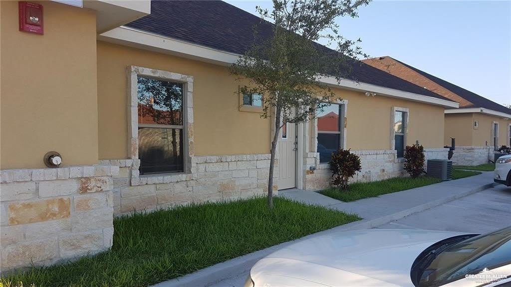 3800 Howard Drive – photo 1 of 5