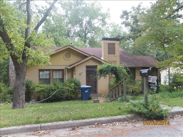 814 Blueridge Anniston Al 36207 – photo 1 of 18