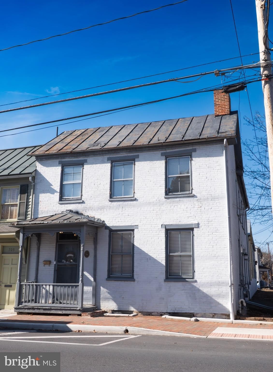 703 S LOUDOUN Street – photo 1
