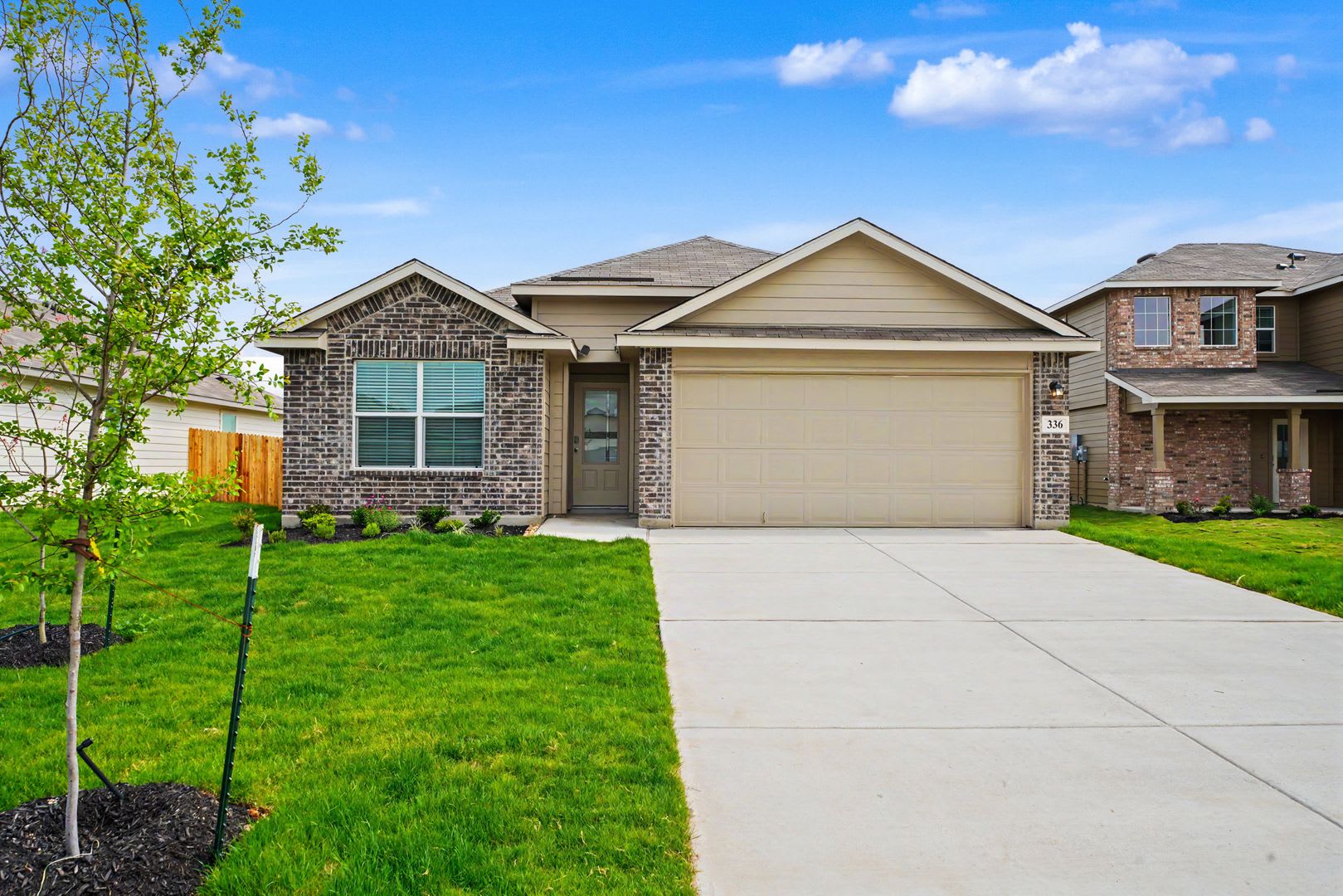 Like-New Cibolo Home with Flexible Living Space – photo 1