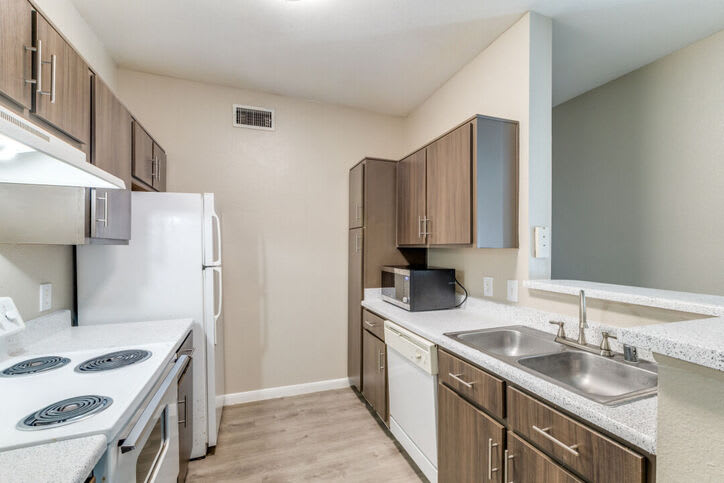 Farnham Park Apartments – photo 1 of 11