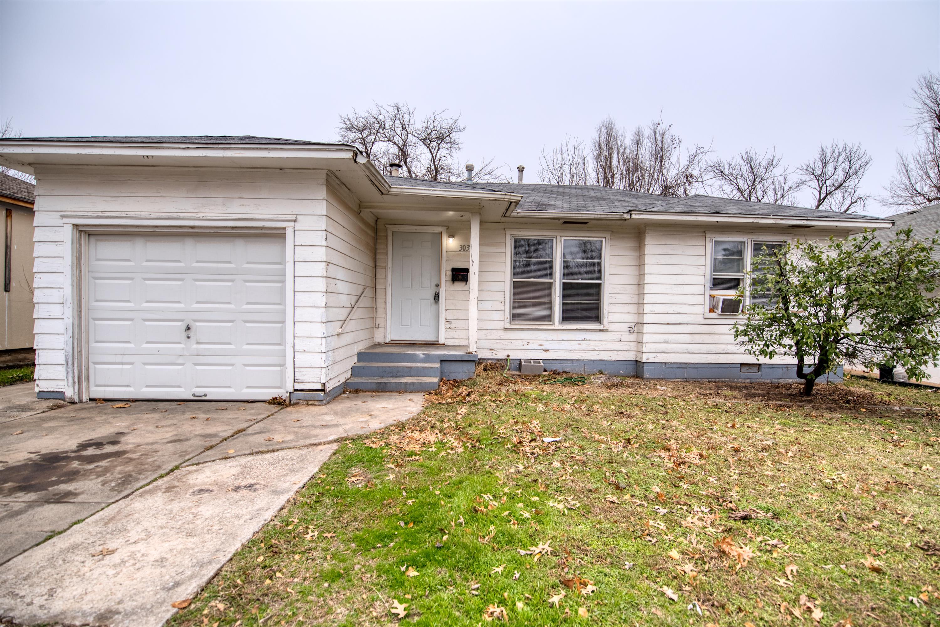 3033 NW 31st ST – photo 1