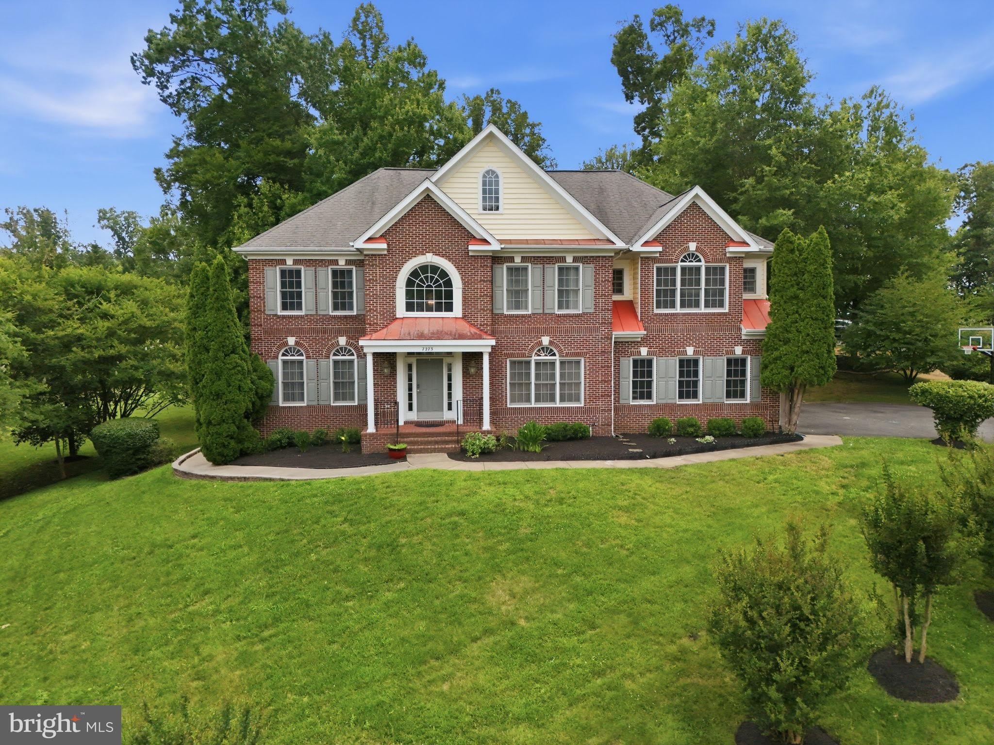 7273 TINSLEY Way – photo 1 of 35