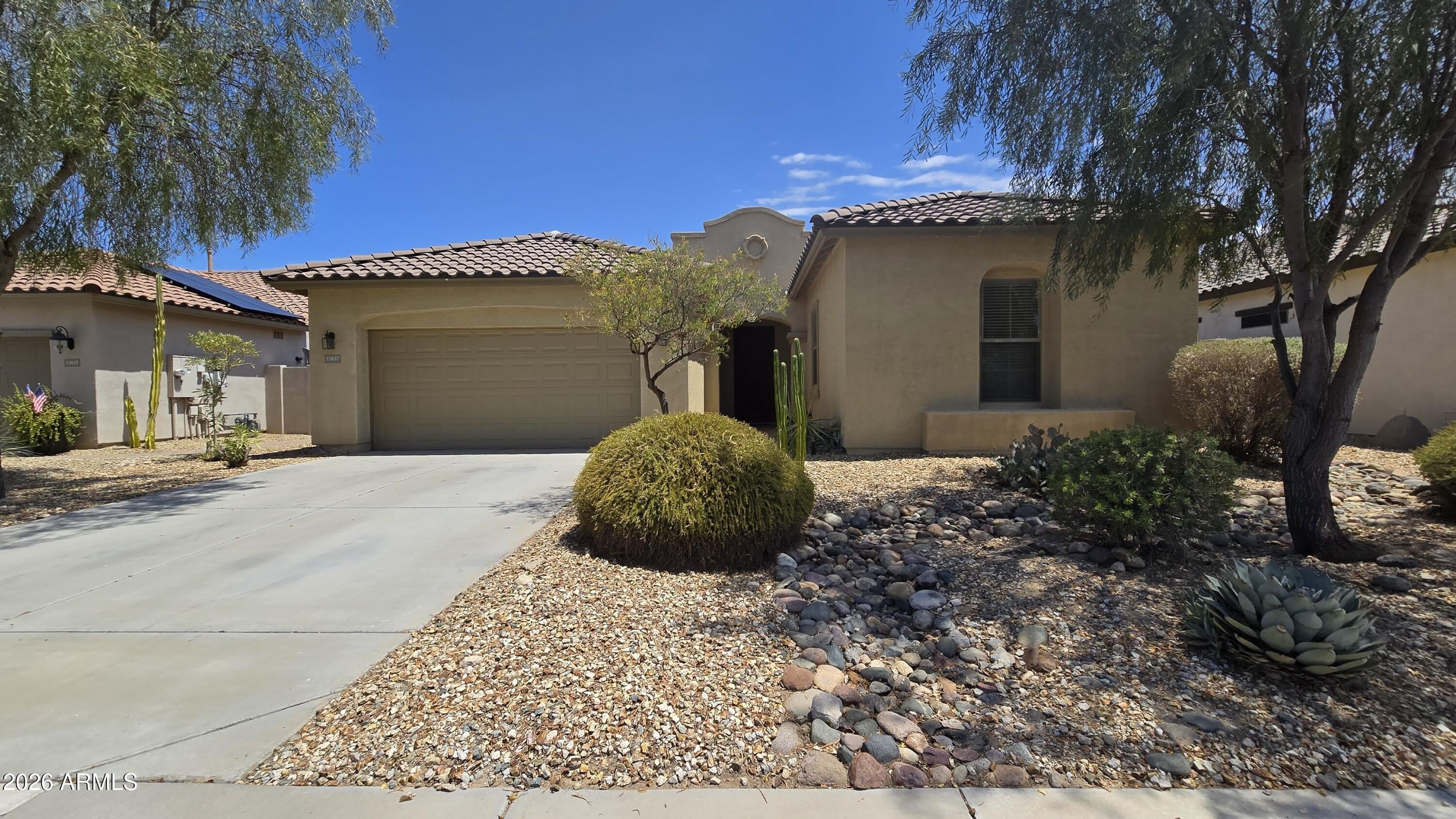 13637 S 175th Drive – photo 1