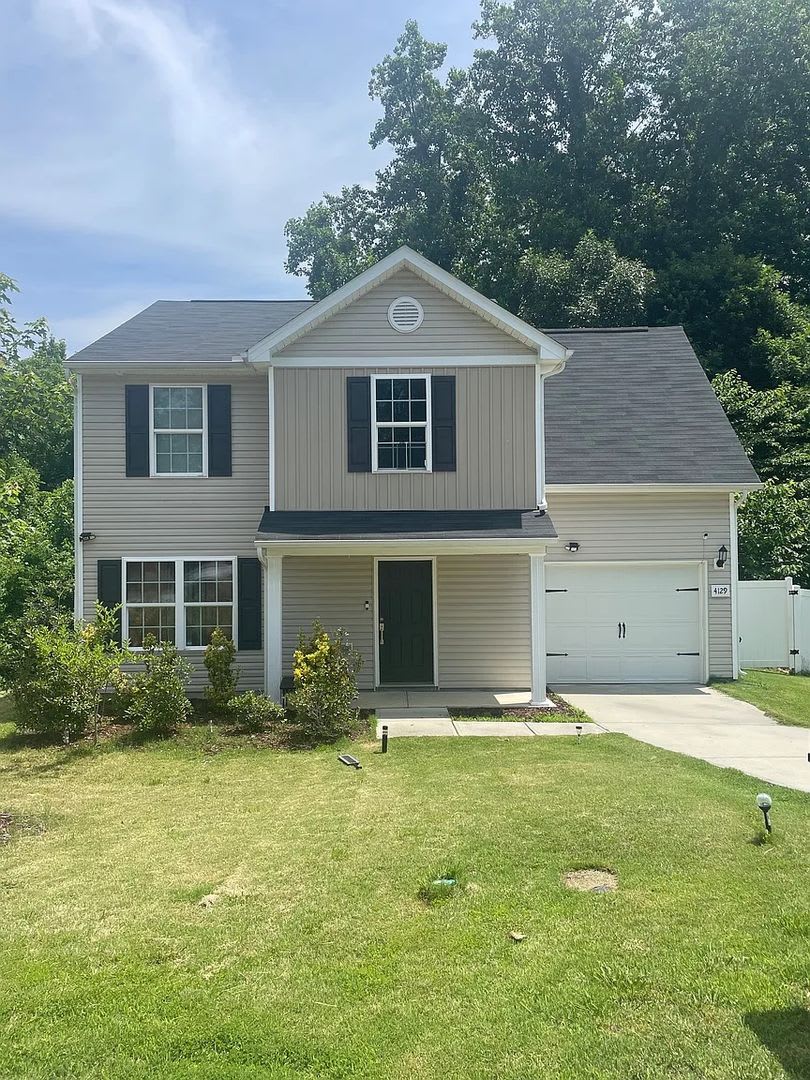Room in 4 Bedroom Home at Meredith Woods Ln – photo 1 of 12