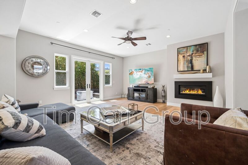 268 Palmer St – photo 1