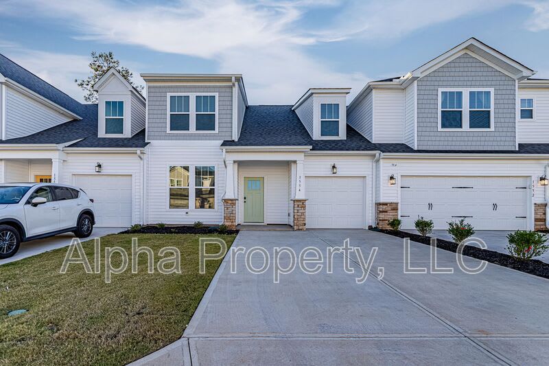 1554 Shallons Court – photo 1
