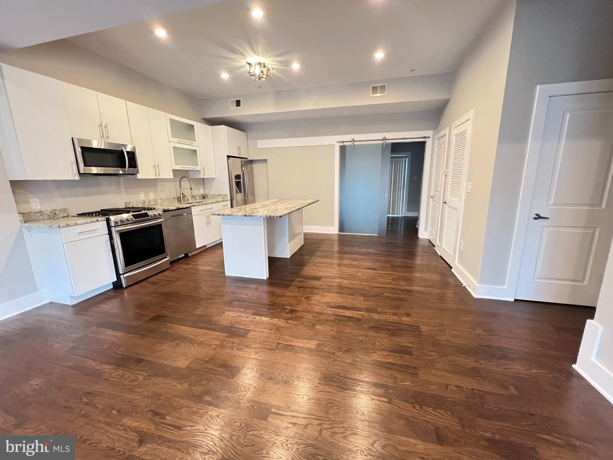 1620 E Street Ne – photo 1